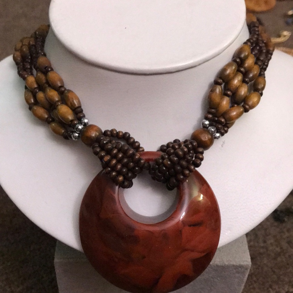 Necklace - Picture 2 of 4